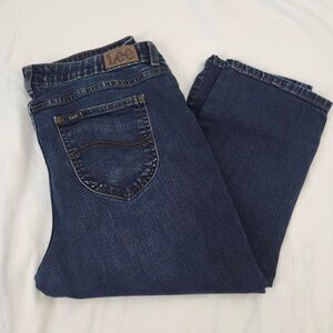 Women's Dark Denim Lee Mid Rise capri style Jeans Regular fit size 16
